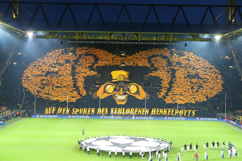 Choreo "Auf den Spuren des Henkelpotts" zum Viertelfinalspiel gegen Malaga