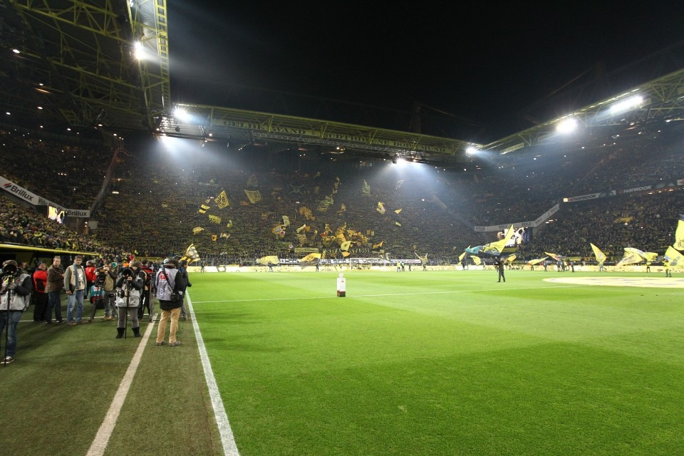 Flutlichtspiel im Westfalenstadion