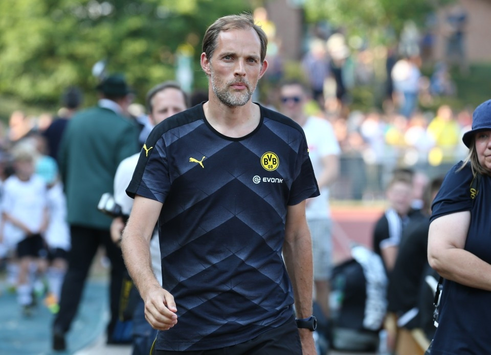 Für Thomas Tuchel wird es beim BVB zum ersten Mal ernst.