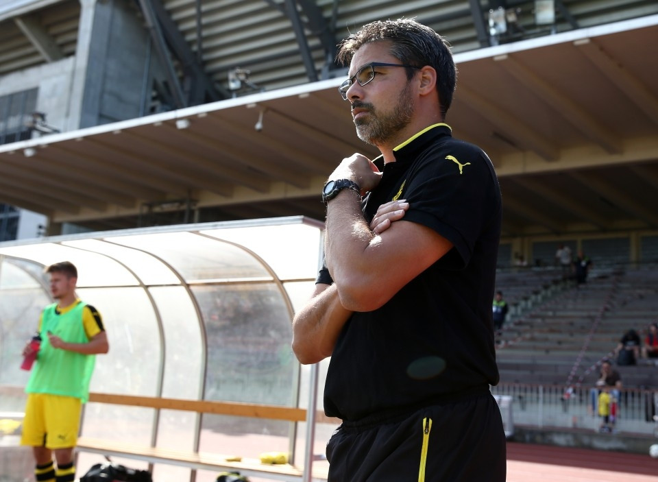 Schon wieder verloren: David Wagner hat keinen Bock mehr.