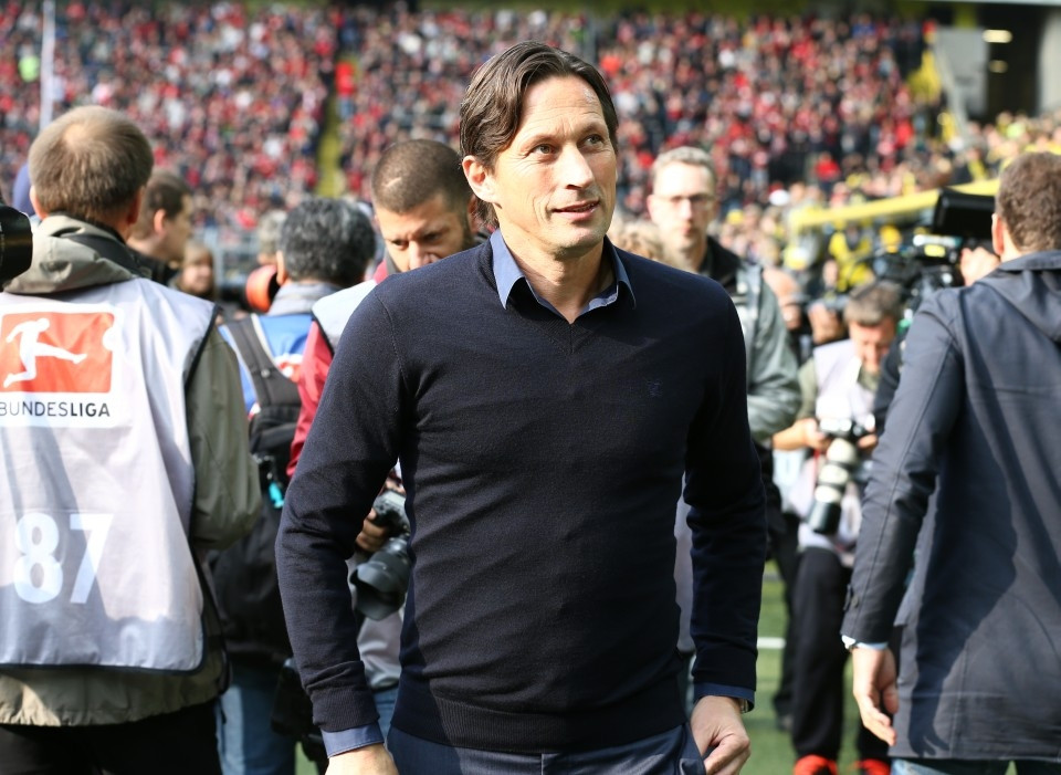 Diese Saison ein Stehaufmännchen auf der Trainerbank in Leverkusen: Roger Schmidt