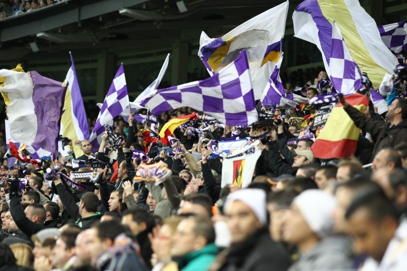 Sicherheit im Stadion: Spanien - Moderne Bullenkämpfe vor maroden Arenen