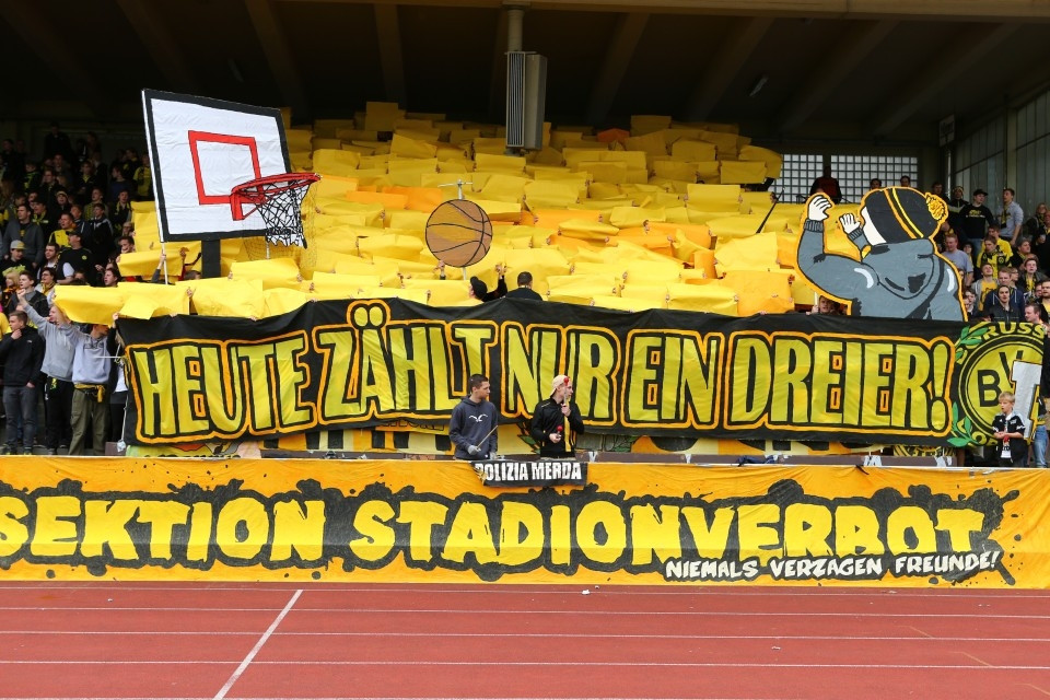 Wir wolln euch spielen sehn! Parallelansetzungen beim BVB