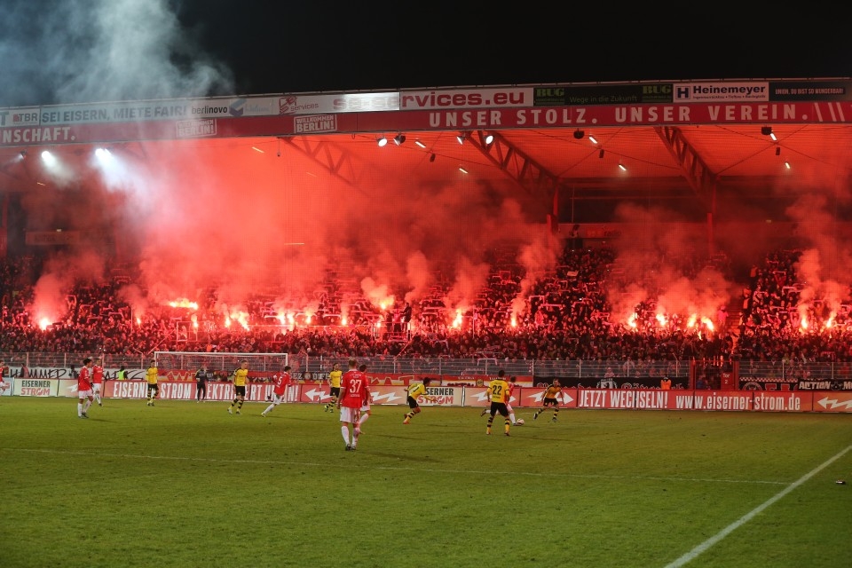 Heißer Empfang in der Alten Försterei