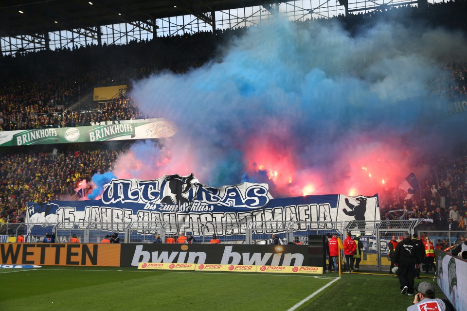 Fatale Fehleinschätzung der Polizei provoziert Eskalation im Stadion
